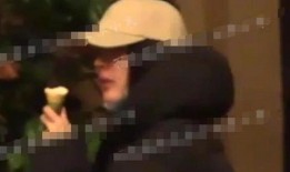 魏大勋恋情爆料最新视频,甜蜜互动引网友热议